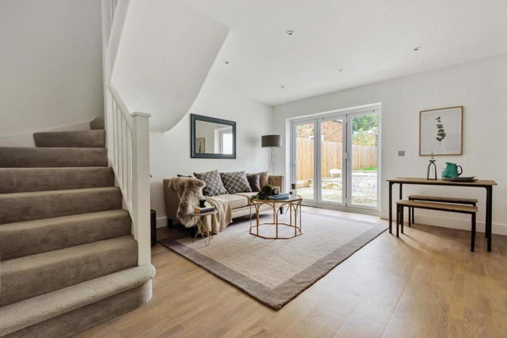 Amazing 3 Bed Interior Designed House With Garden - 114 The Hervey Londen Buitenkant foto
