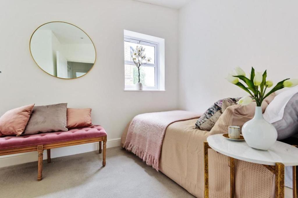 Amazing 3 Bed Interior Designed House With Garden - 114 The Hervey Londen Buitenkant foto