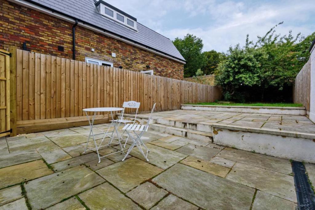 Amazing 3 Bed Interior Designed House With Garden - 114 The Hervey Londen Buitenkant foto
